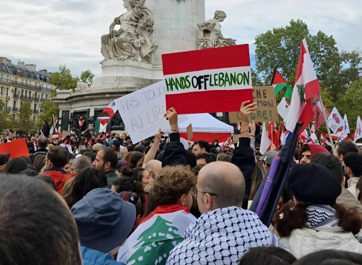 Manifestation à Paris pour dénoncer les bombardements israéliens au Liban Manifestation à Paris pour dénoncer les bombardements israéliens au Liban