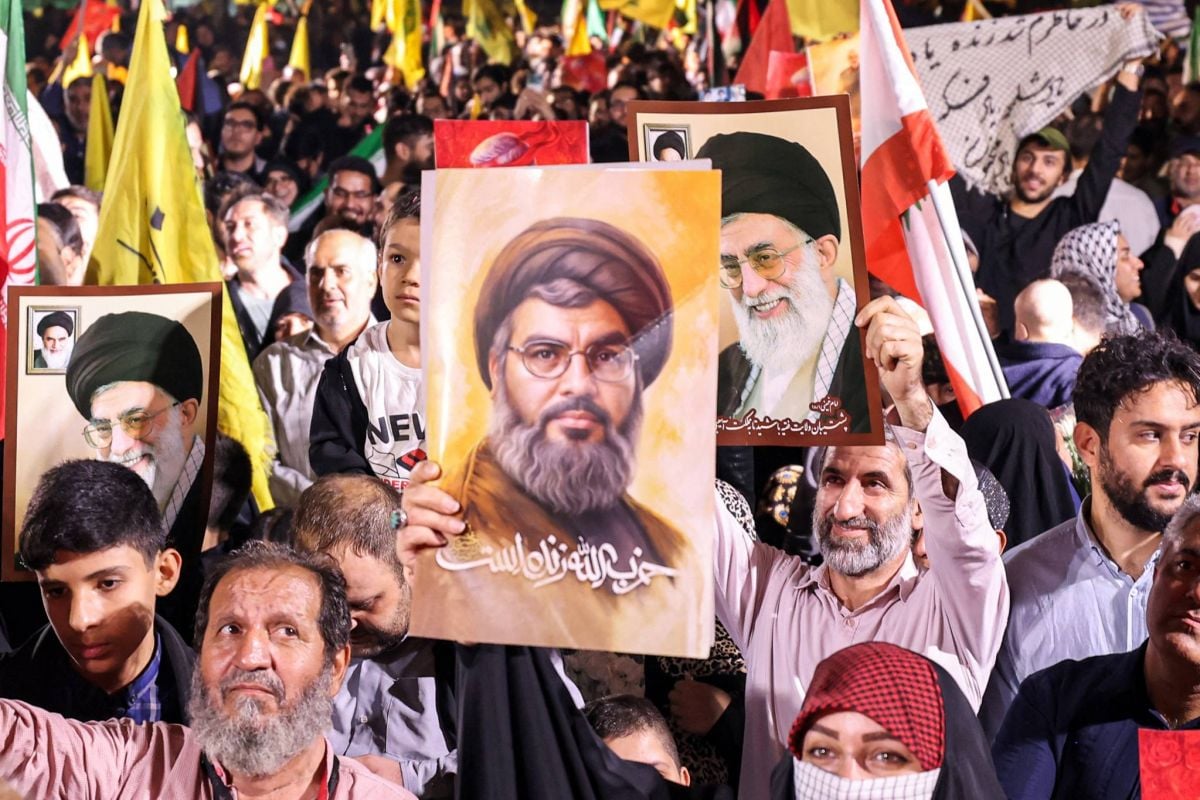 Iran's Khamenei warned Nasrallah of Israeli plot to kill him, sources say