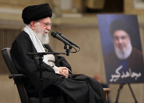 Khamenei désormais seul face à l’abîme