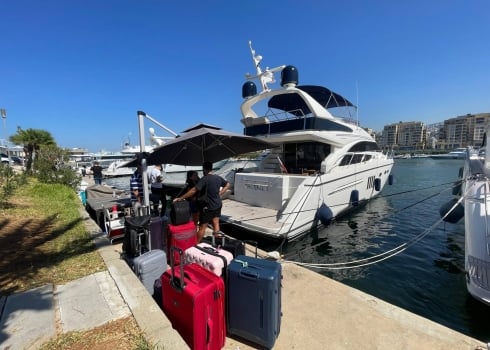 De 1 400 à 2 300 dollars : l’addition salée de ceux qui fuient le Liban par yacht