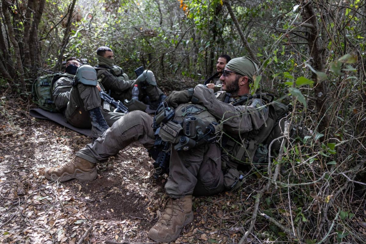 Israel says will not allow Hezbollah to return to border areas after troops withdraw