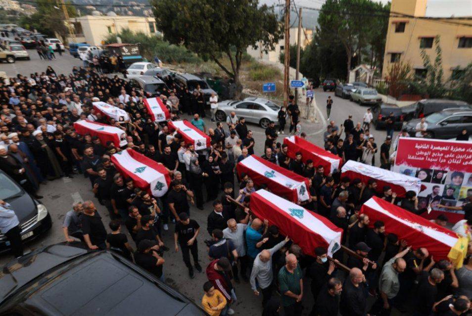 Les victimes de la frappe israélienne sur Aïto enterrées au Liban-Nord