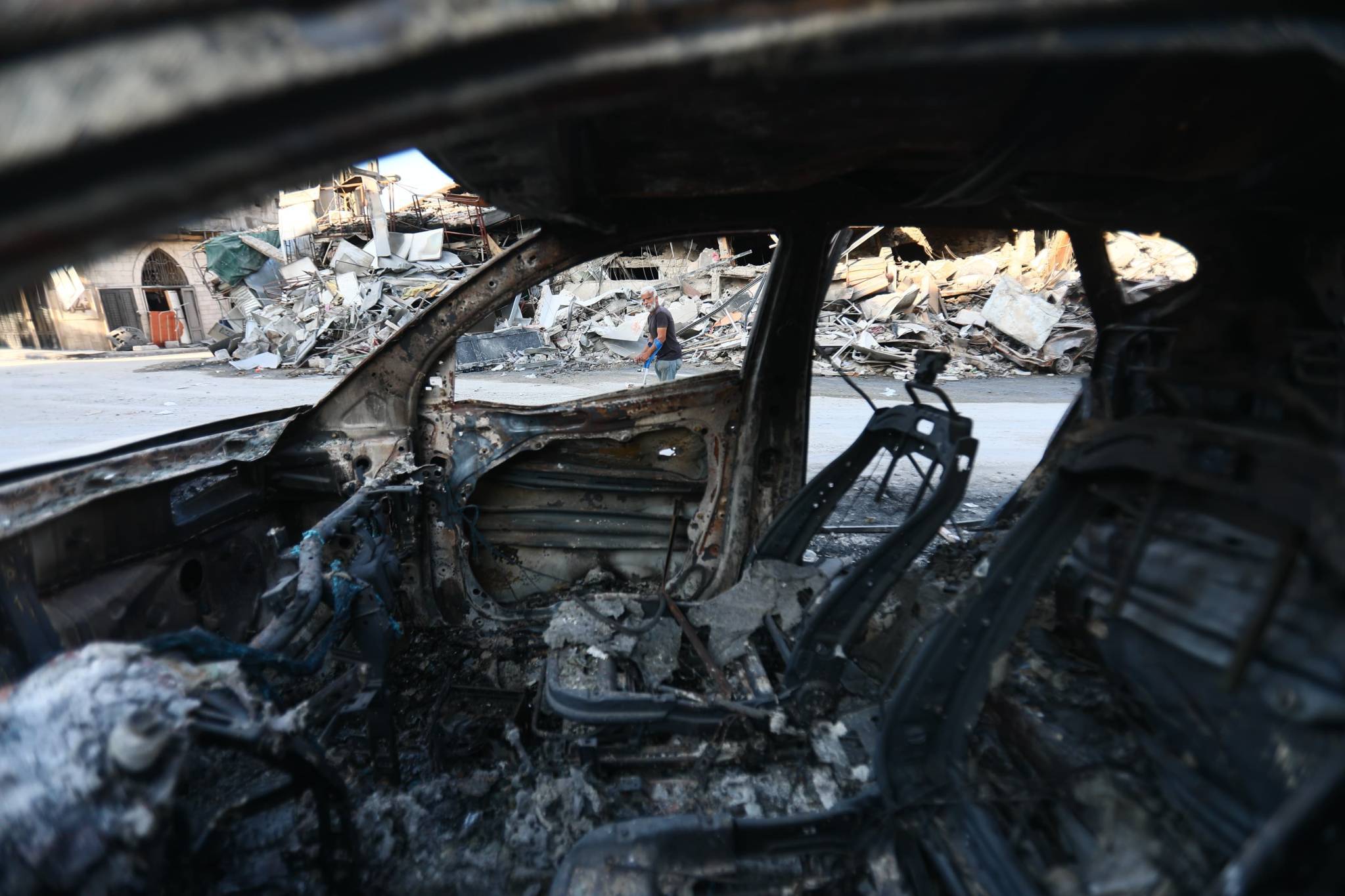 In the city’s streets, the damage is impressive. (Credit: Mohammad Yassine/OLJ)