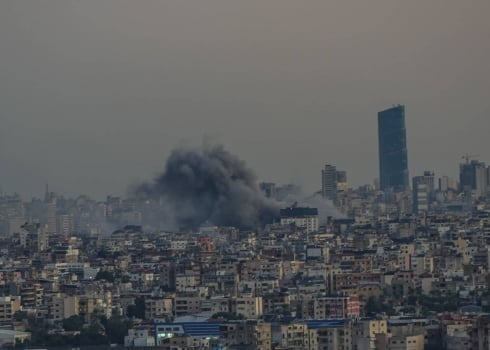 Frappes israéliennes à l'aube sur la banlieue sud de Beyrouth, le Hezbollah cible Safed et les environs de Haïfa | Jour 380 de la guerre