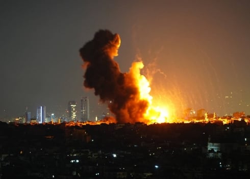 Grosses déflagrations, immeubles détruits et incendies dans la banlieue sud de Beyrouth après les violentes frappes israéliennes | Jour 383 de la guerre