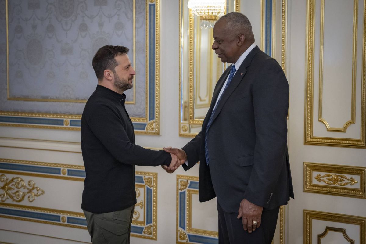 Zelensky annonce envisager des frappes en profondeur dans le territoire russe en coordination avec Washington Zelensky annonce envisager des frappes en profondeur dans le territoire russe en coordination avec Washington