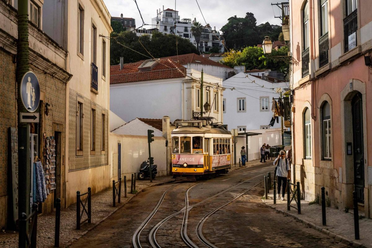Icônes de Lisbonne, les vieux tramways accaparés par les touristes