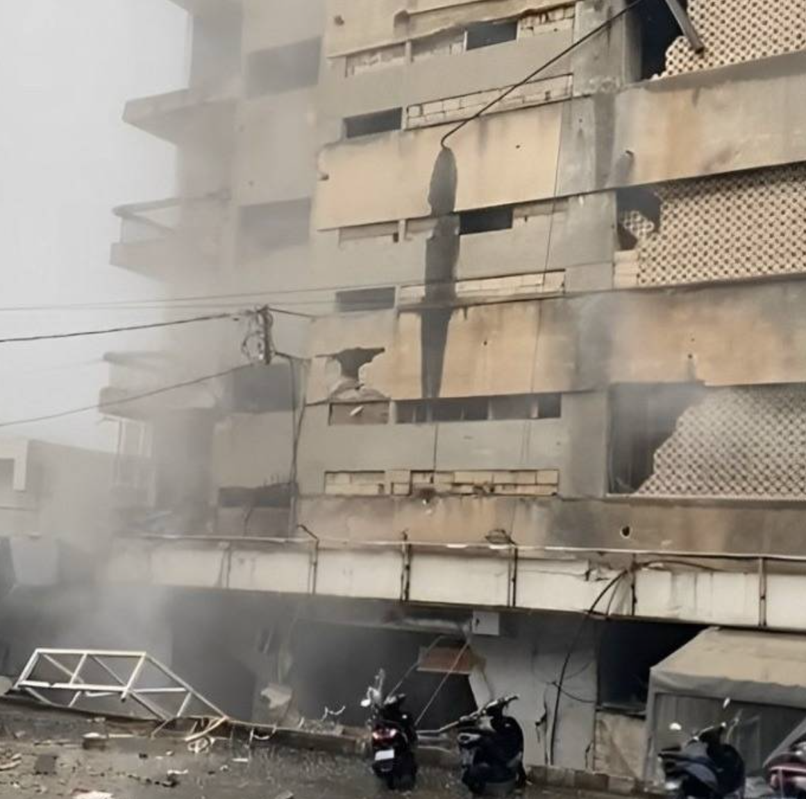 Israeli strike targets 'Semaan Gallery' district in southern Beirut, bordering,11 injured so far