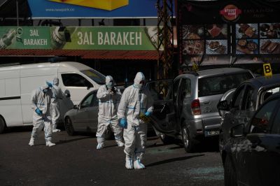 Frappe de drone sur une voiture à Araya, sur l'autoroute reliant Beyrouth à la Békaa