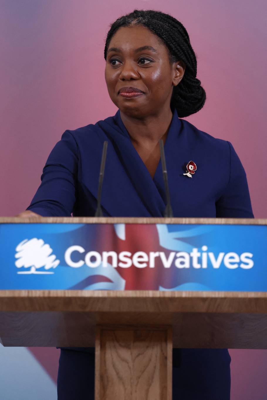 Kemi Badenoch nouvelle cheffe des Tories britanniques, qui prennent un virage à droite