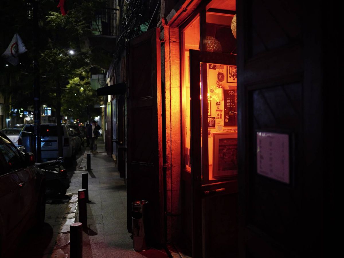« Coincés là où il est interdit de rêver » : ce Beyrouth nocturne privé de ses étoiles montantes