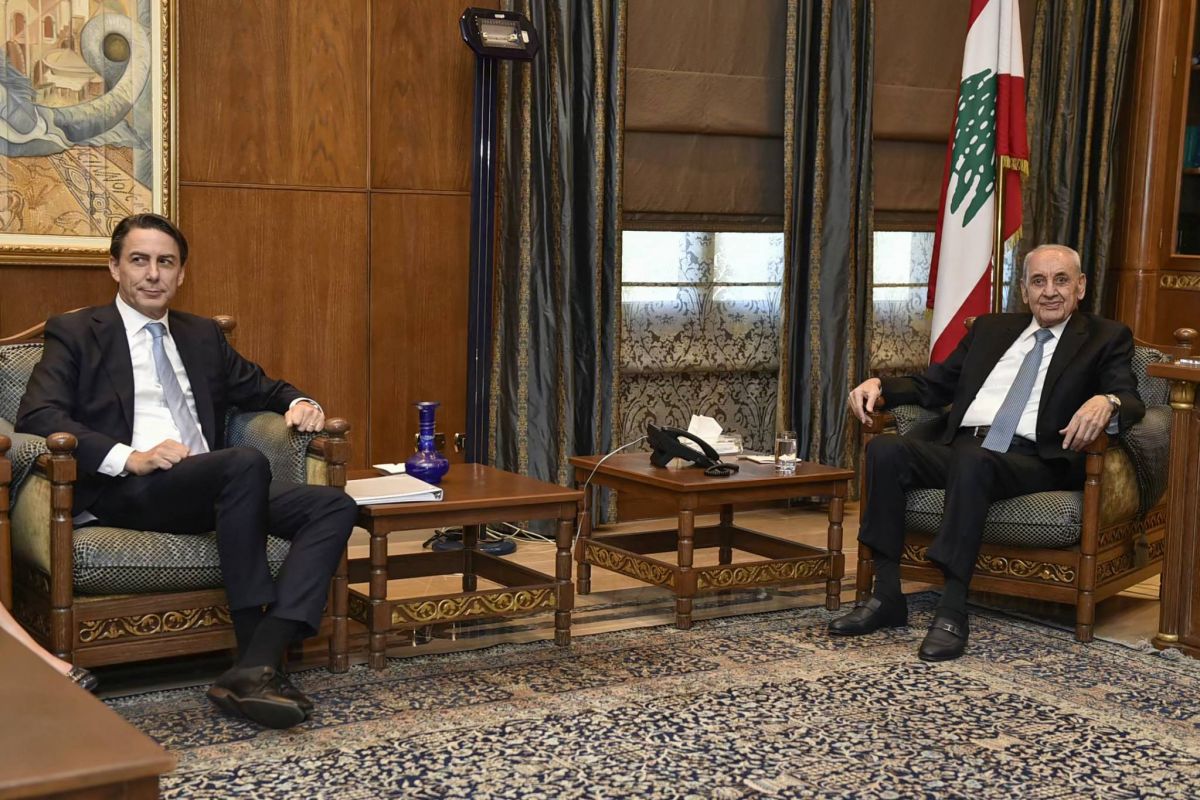 Mikati reçu chez Joumblatt, Berry appelle les Américains à « aider le Liban »