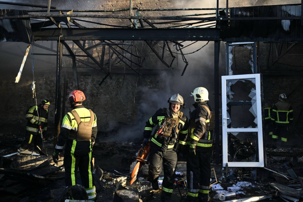 Zelensky rejette l'idée d'un cessez-le-feu ou de 
