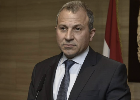 Bassil appelle le Hezbollah à réclamer un cessez-le-feu et remet la stratégie de défense sur la table