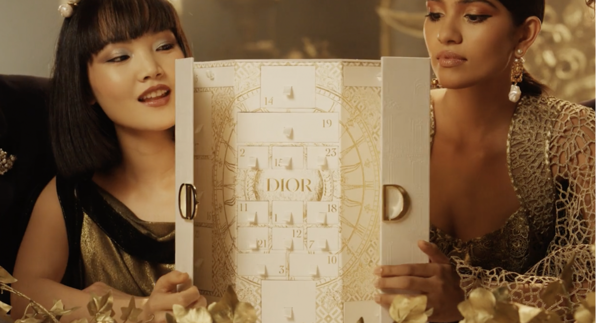 Dior's Christmas window displays: A feast for the imagination