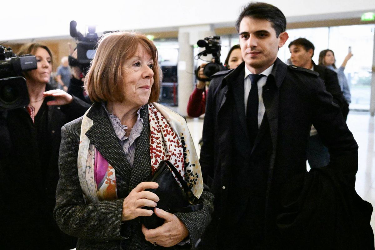 Procès des viols en série: la peine maximale de 20 ans requise contre l'ex-mar Procès des viols en série: la peine maximale de 20 ans requise contre l'ex-mar