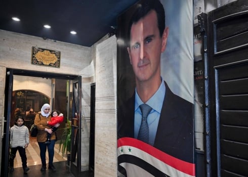 De Washington à Moscou, pourquoi personne ne veut de la chute d’Assad