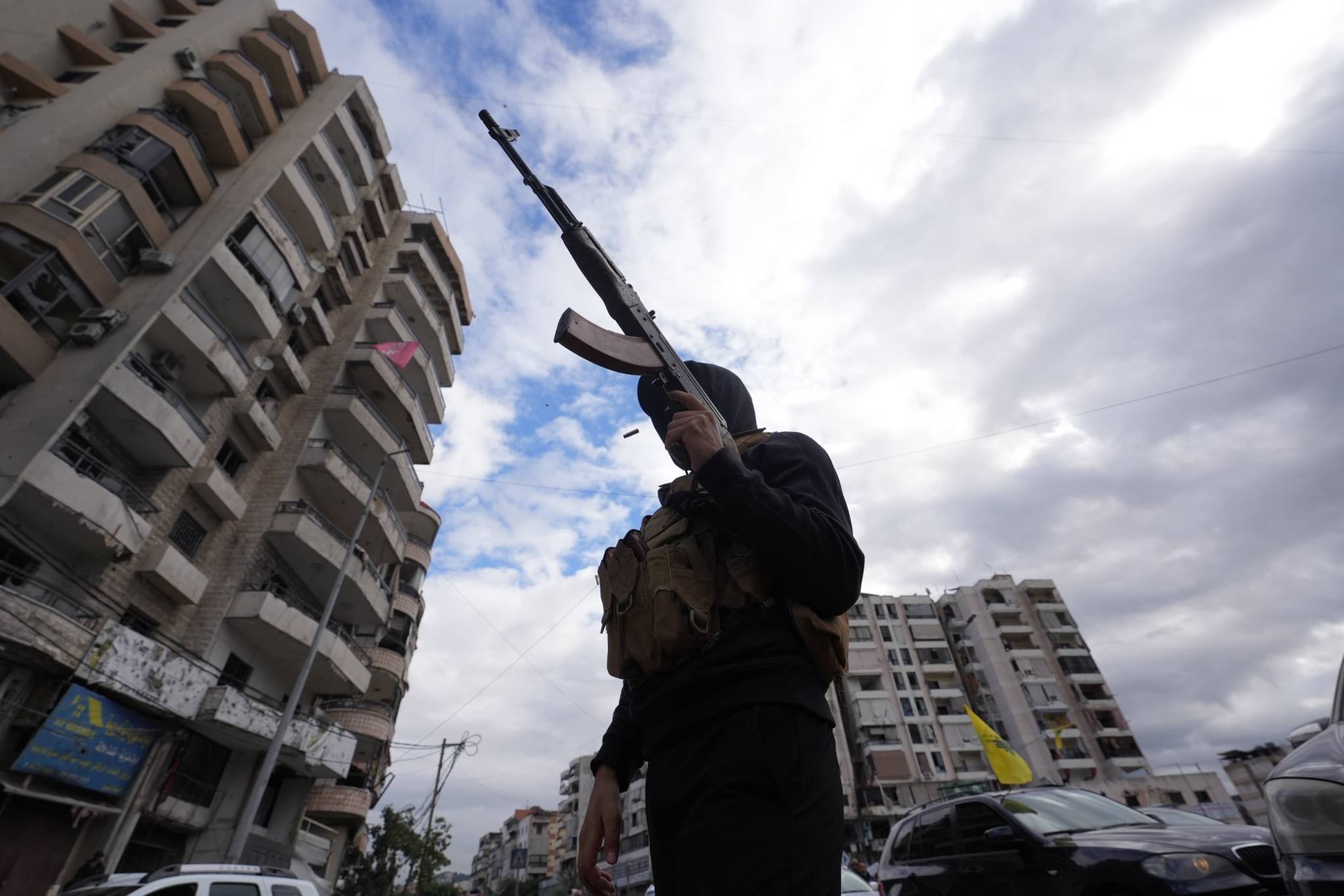 In the neighborhood, some are shooting in the air, as a sign of celebration. (Credit: Mohammad Yassine/L'Orient-Le Jour)