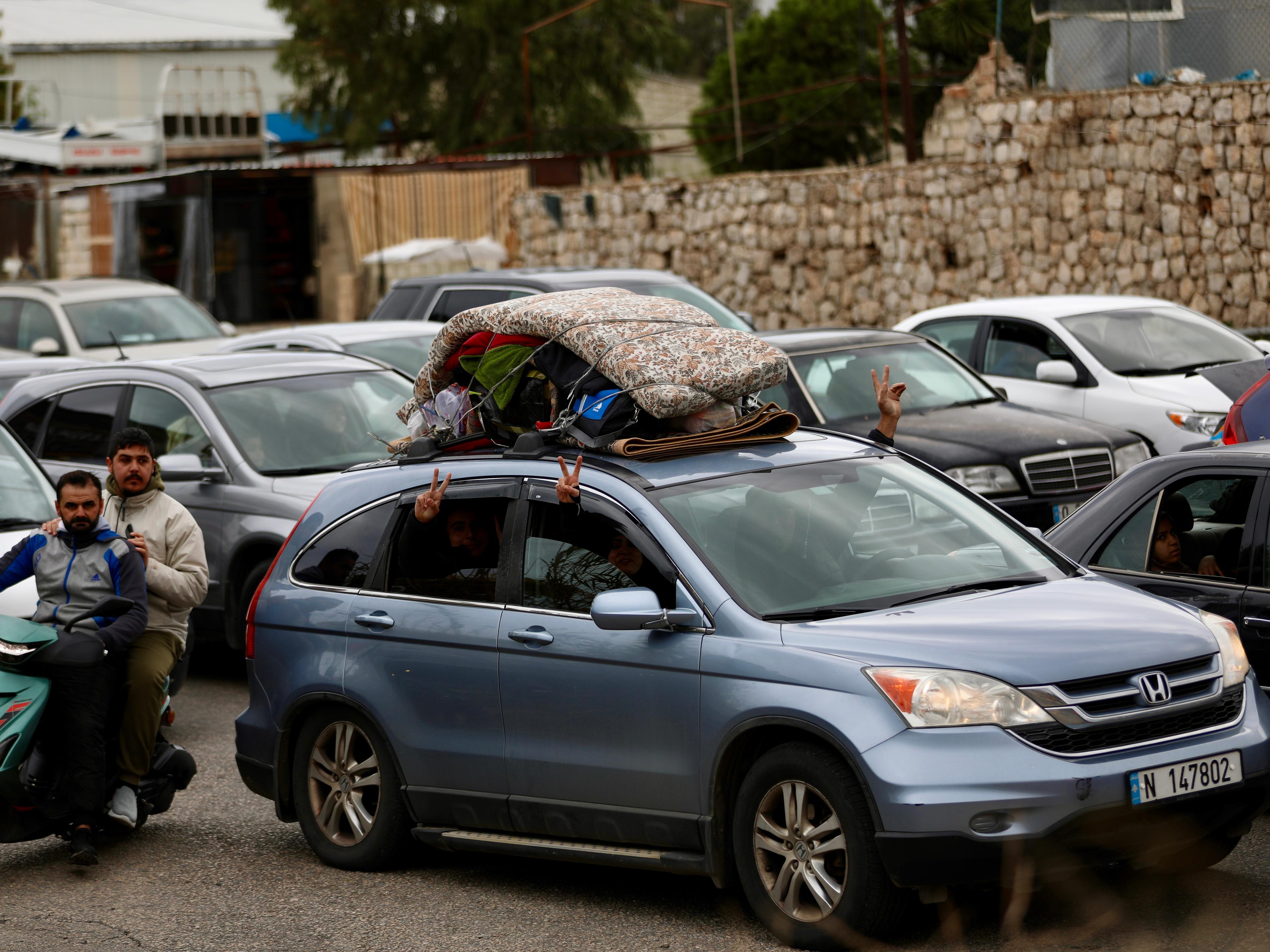 Les embouteillages sur l’autoroute du Sud, avant l’entrée nord de Saïda, le 27 novembre 2024. Matthieu Karam/L’Orient-Le Jour