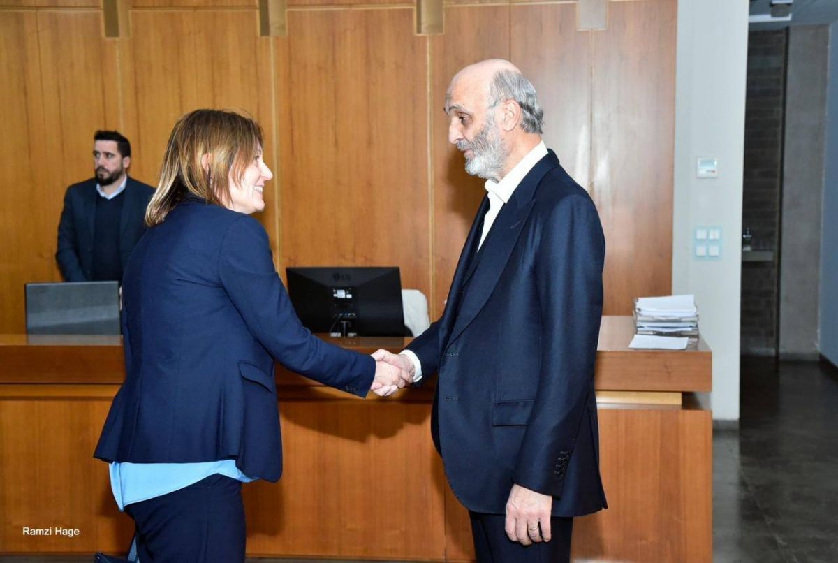 Geagea refuse « tout compromis sur les armes illégales » du Hezbollah