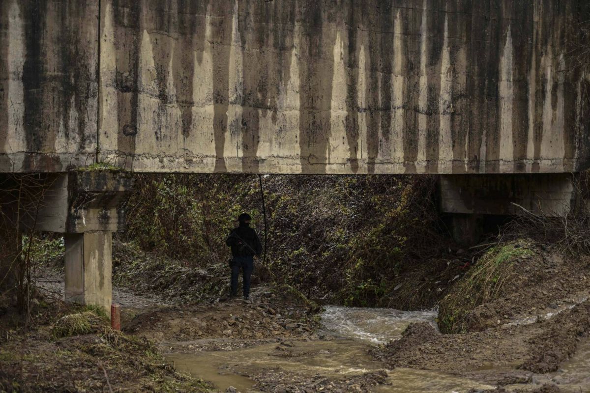 Les Etats-Unis condamnent l'attaque contre un canal crucial au Kosovo Les Etats-Unis condamnent l'attaque contre un canal crucial au Kosovo