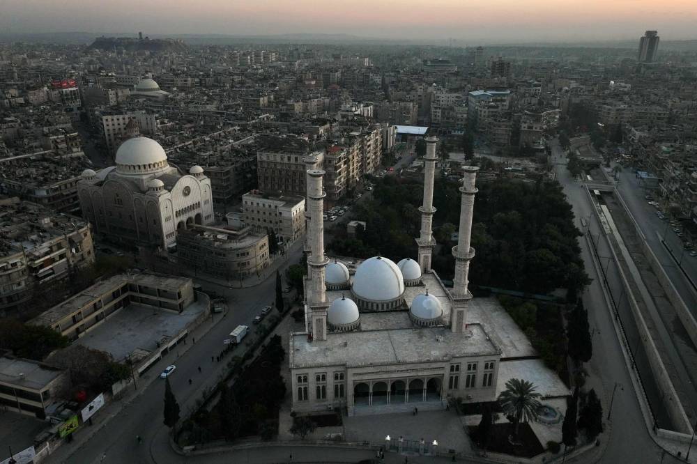 Syrian army launches counteroffensive against rebels