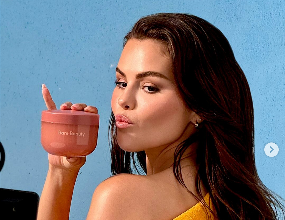 Derrière « Rare Beauty », la marque de produits de beauté de Selena Gomez, le Libanais Mehdi Mehdi