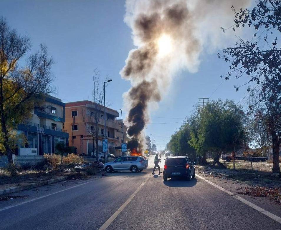 Un drone israélien tue un civil et blesse quatre soldats libanais à Bint Jbeil