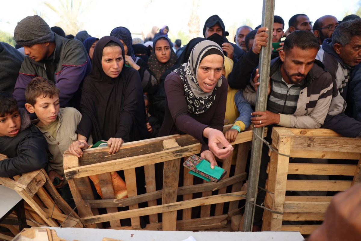 Dans la bande de Gaza, marcher des kilomètres pour du pain ou de la farine