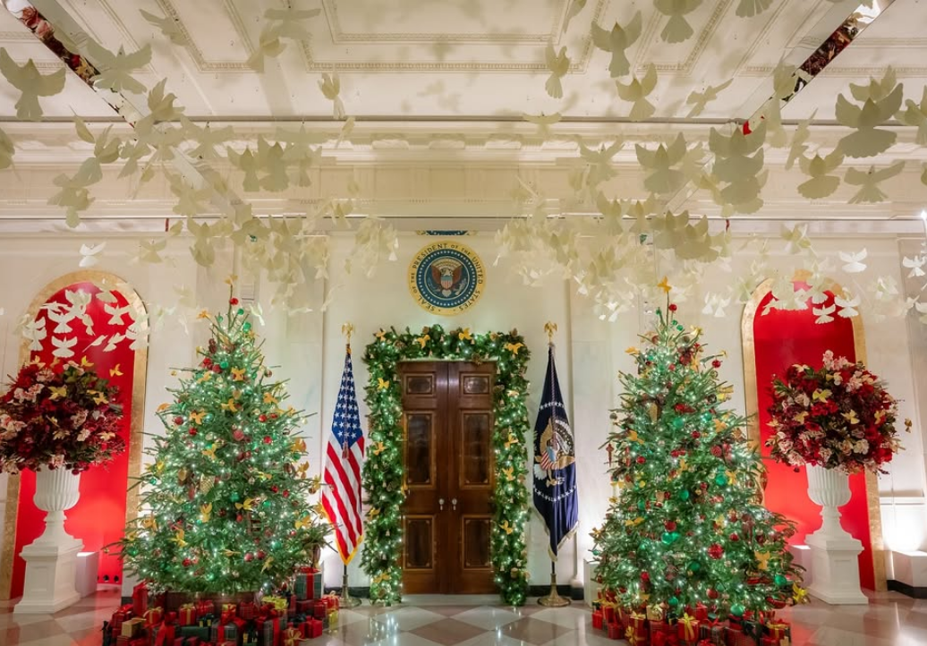 « Paix et lumière » pour le dernier Noël des Biden à la Maison-Blanche