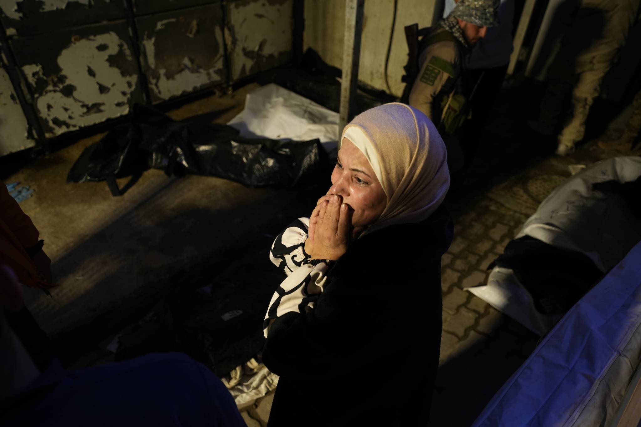 The frantic search continues for many families. (Photo: Mohammad Yassin) 