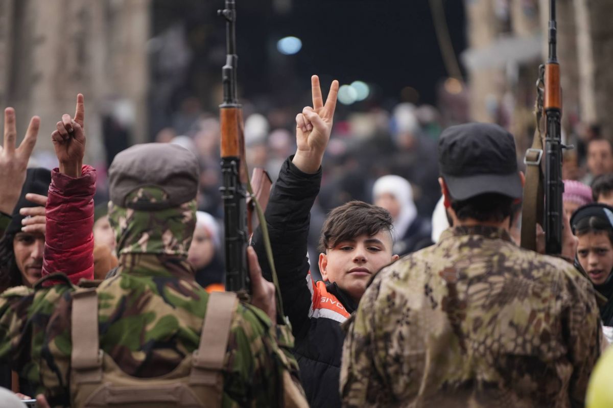 « On veut passer à autre chose » : à Damas, la vie reprend, sous l'oeil vigilant des rebelles