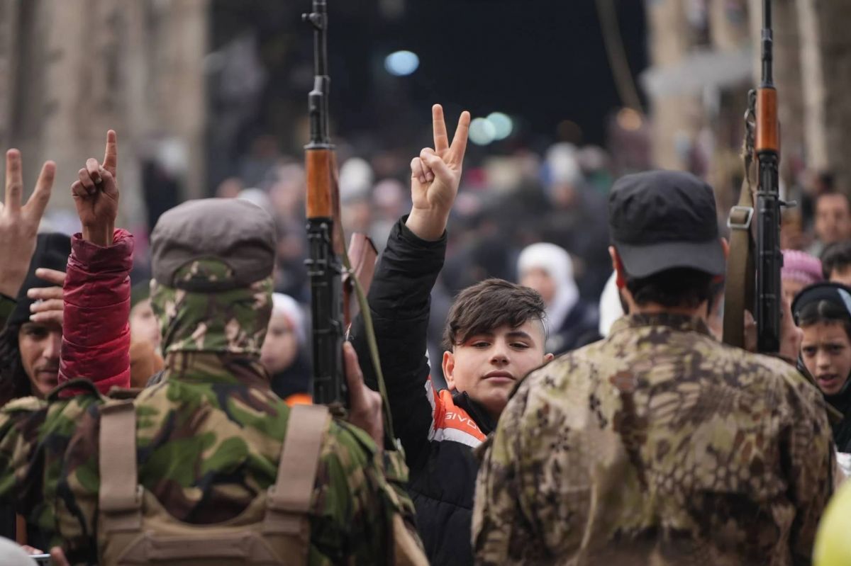 ‘We want to move on’: In Damascus, life returns under the watchful eye of the rebels