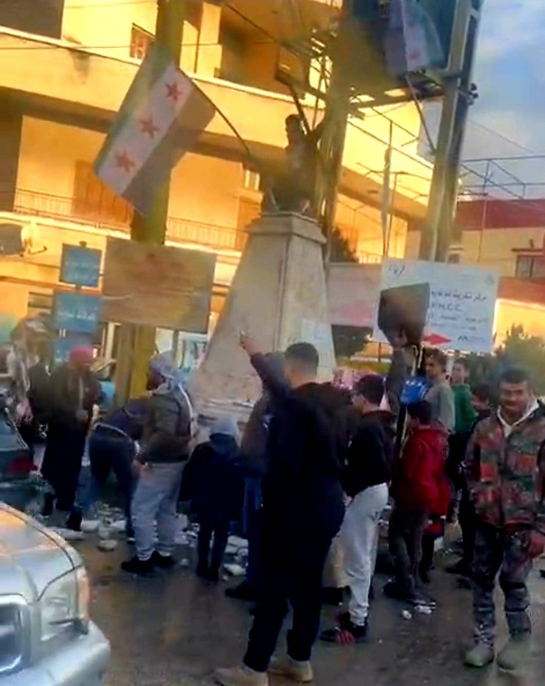 Un monument du PSNS vandalisé dans le Akkar remplacé par un hommage à l'armée