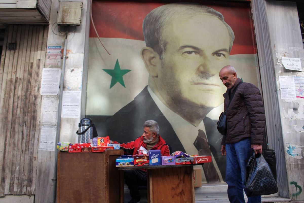 Syrie: le tombeau de l'ancien président Hafez el-Assad incendié