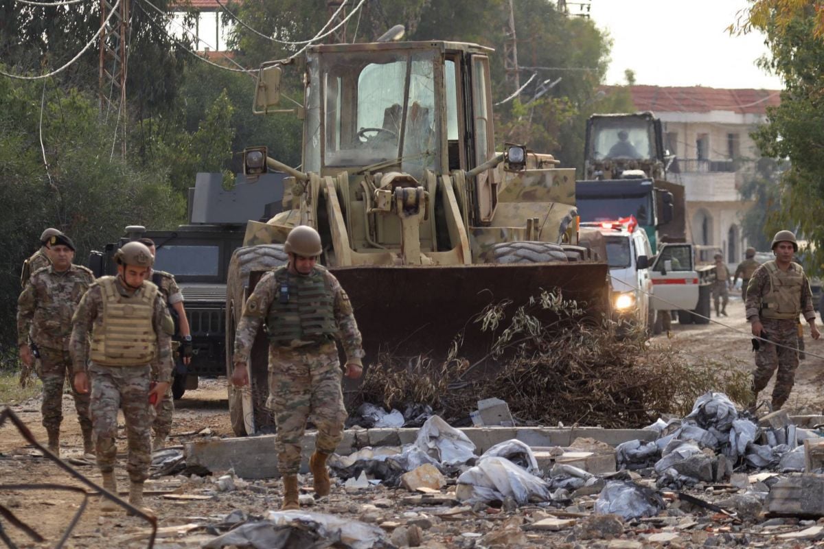 Residents and Lebanese soldiers return to Shebaa and Khiam: One killed in new Israeli strike in South Lebanon