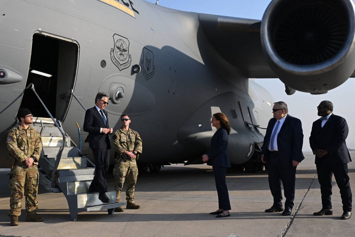 En Irak, Blinken promet que Washington empêchera toute résurgence de l'EI