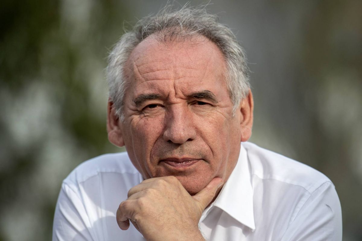 Le centriste François Bayrou nouveau Premier ministre d'un pays en crise politique