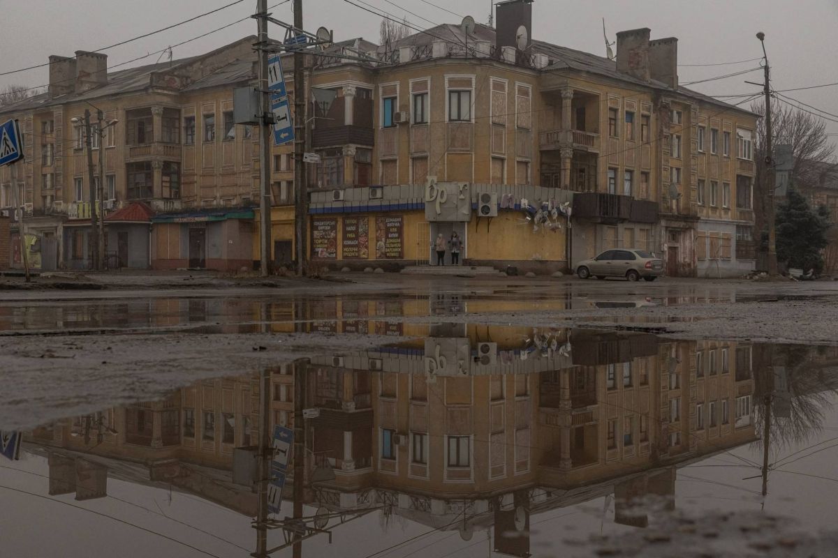 Poutine et Orban se parlent au téléphone, Kiev condamne