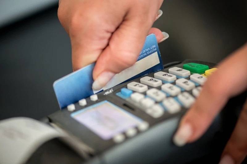 Bond des paiements par carte de 130 % au Liban : la BDL détaille ses mesures visant à restreindre l’économie du cash