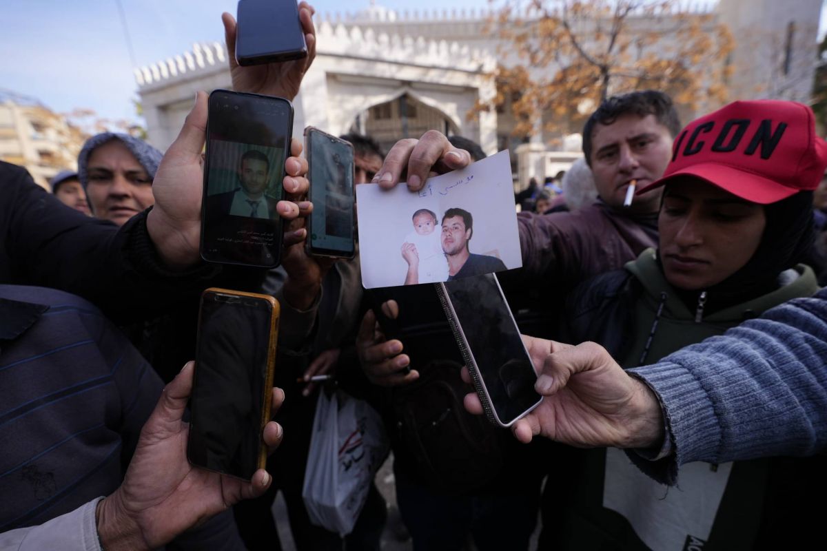 La Commission nationale des disparus annonce « l'envoi rapide » d'une délégation officielle en Syrie