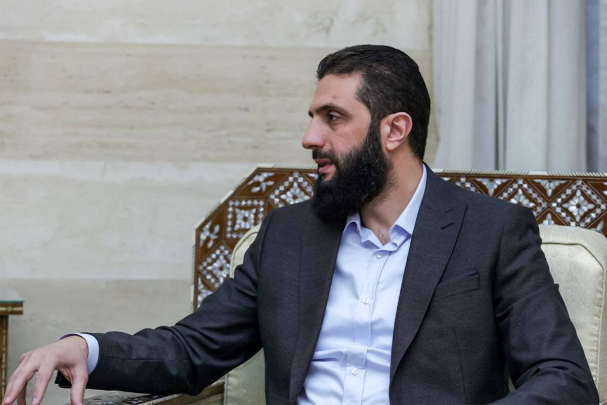 Le nouveau dirigeant déclare que toutes les armes seront placées sous le contrôle de l'État