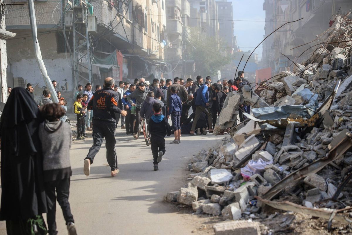 « Netanyahu ne veut pas d'un accord », dénonce Lapid ; au moins une vingtaine de tués à Gaza dans une « zone sûre »