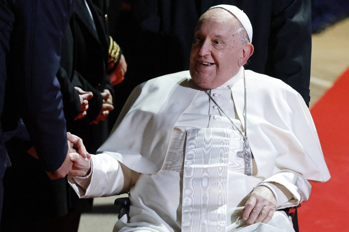 Le pape dénonce les dérives d'une finance qui 