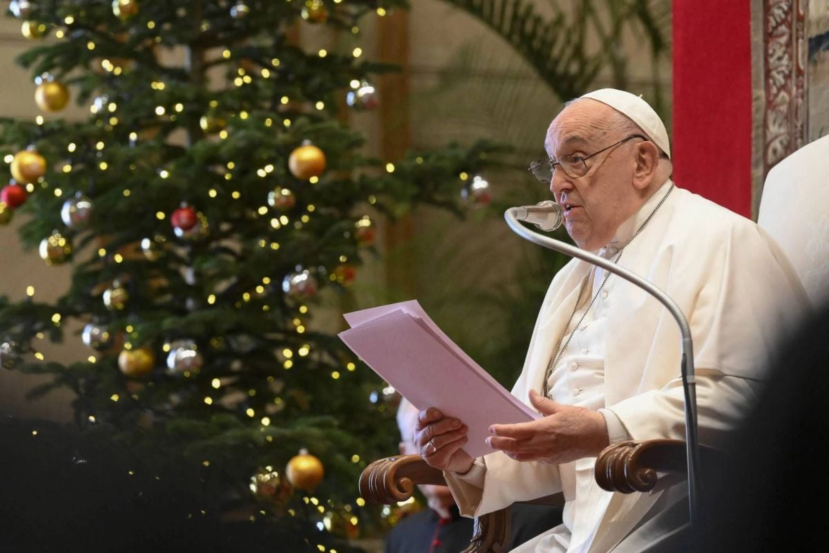 Pope Francis again condemns 'cruelty' of strikes on Gaza