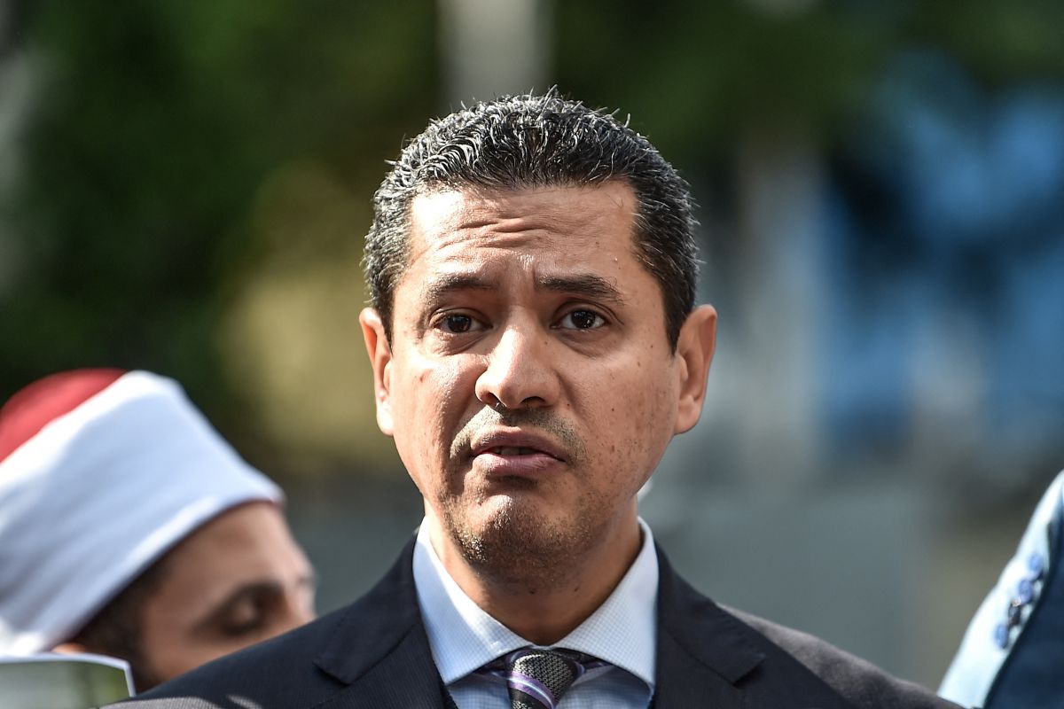 Lebanese prosecutor requests arrest of Egyptian dissident Qaradawi after interrogation Lebanese prosecutor requests arrest of Egyptian dissident Qaradawi after interrogation