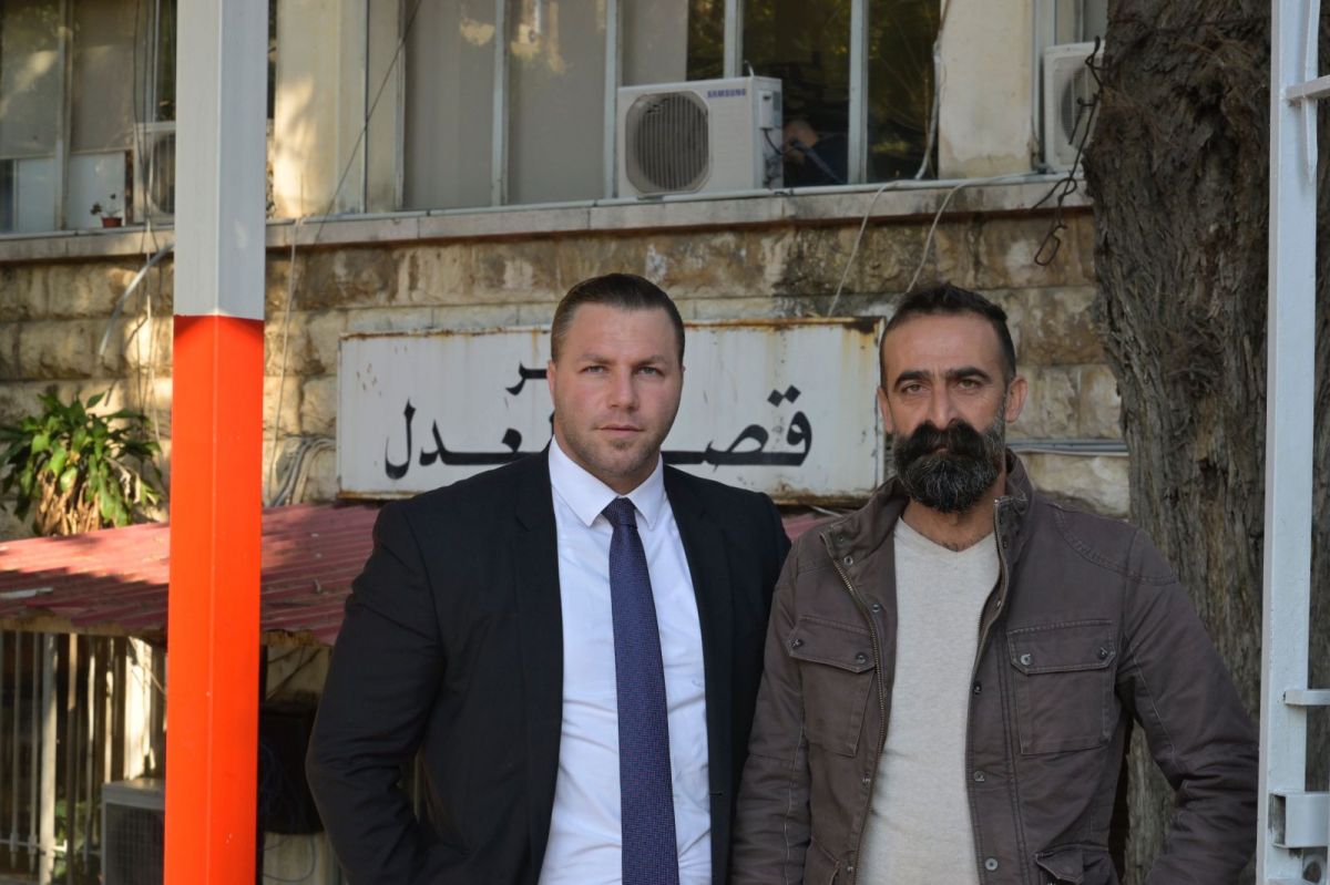 Comedian Qassem Jaber, Hezbollah critic, in court after complaint by lawyer Bouchra al-Khalil