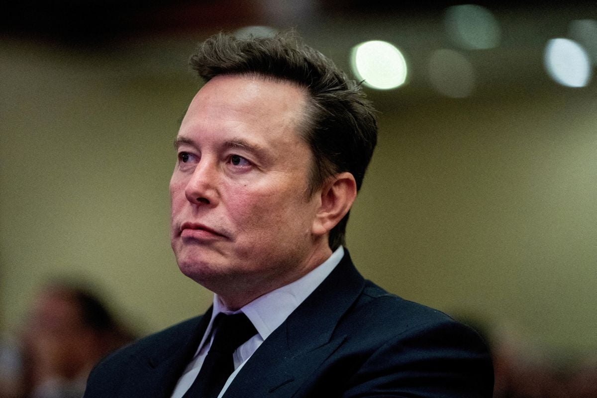 Elon Musk soutient un activiste d'extrême droite et cible une nouvelle fois  le gouvernement - L'Orient-Le Jour