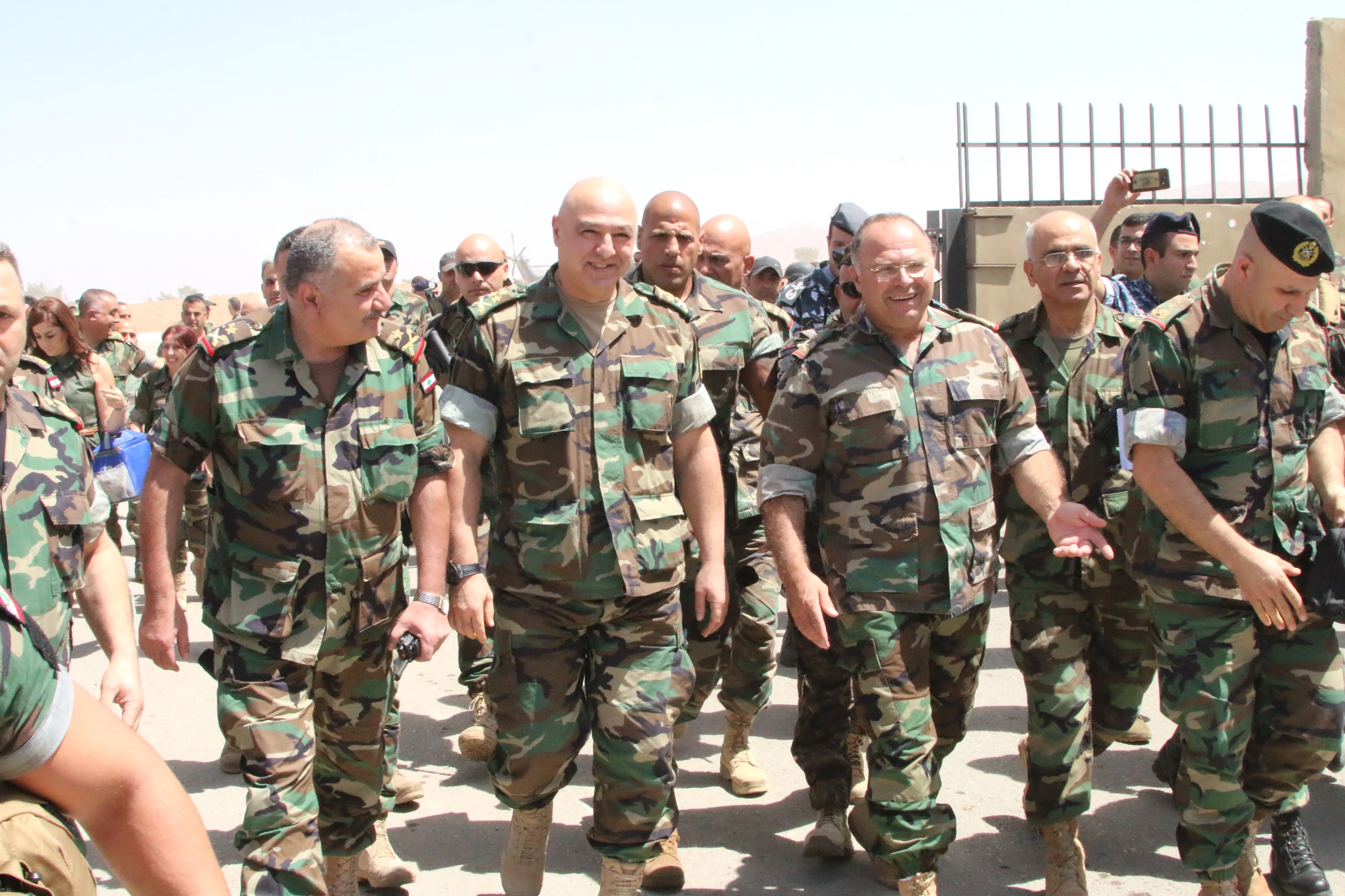 Le général Joseph Aoun à Ras Baalbeck, en octobre 2022. Photo Wissam Ismaïl