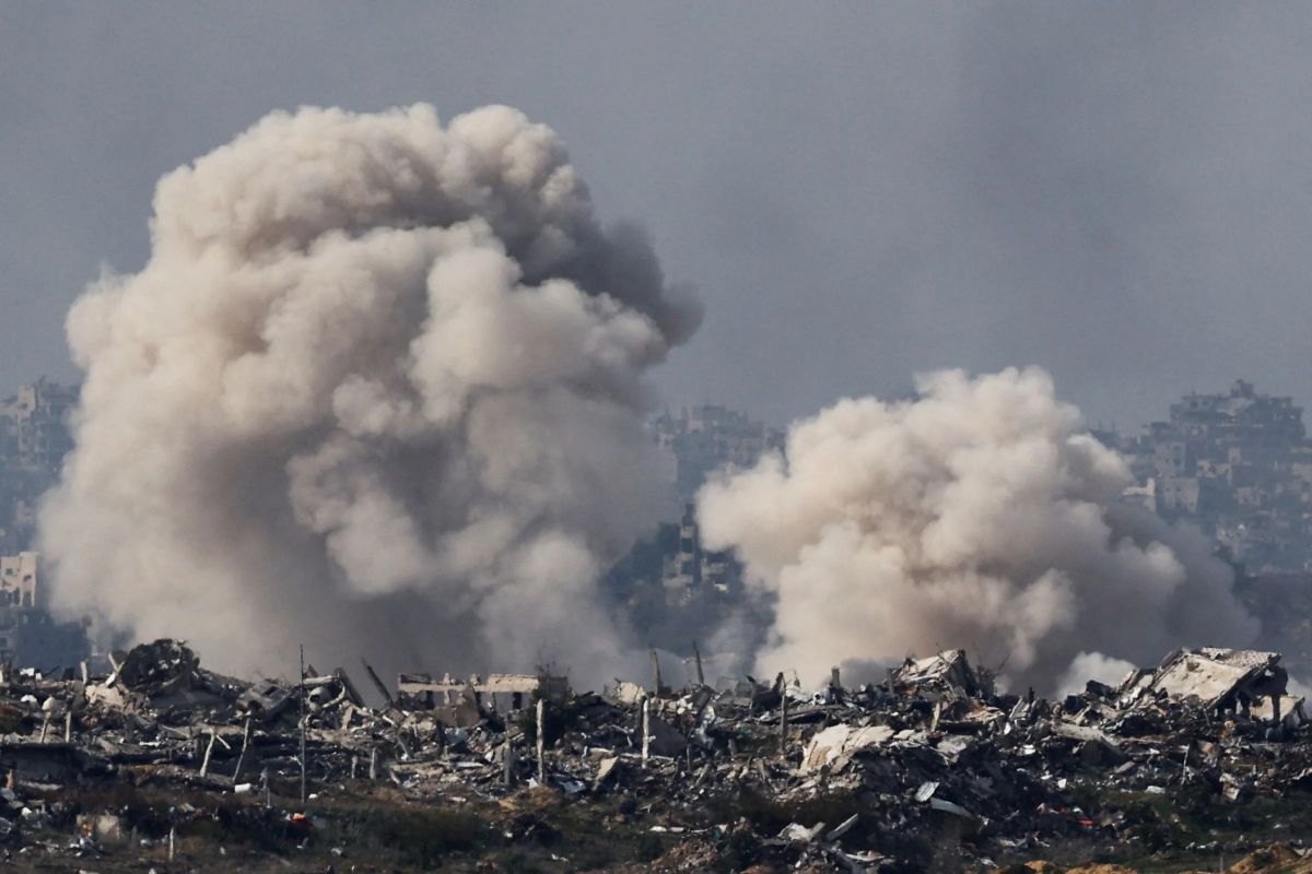 Gaza: 23 dead reported in Israeli airstrikes